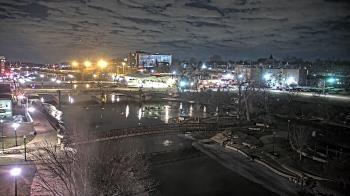 Weather camera view of City of Elgin.