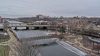 Weather camera view of City of Elgin.