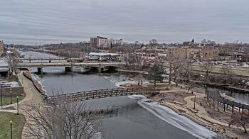 Weather camera view of City of Elgin.