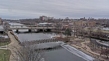 Weather camera view of City of Elgin.