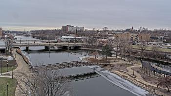 Weather camera view of City of Elgin.