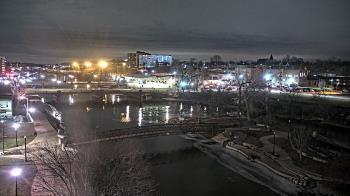 Weather camera view of City of Elgin.