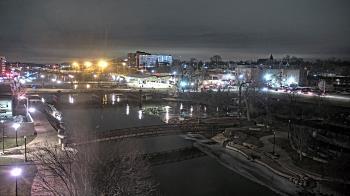 Weather camera view of City of Elgin.