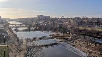 Weather camera view of City of Elgin.