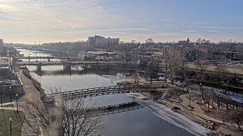 Weather camera view of City of Elgin.