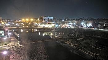 Weather camera view of City of Elgin.