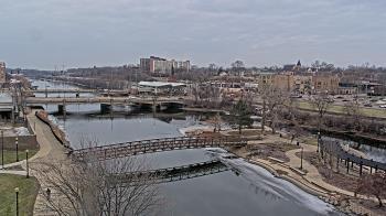 Weather camera view of City of Elgin.