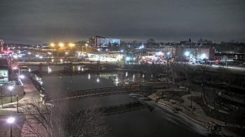 Weather camera view of City of Elgin.