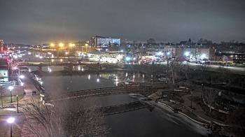 Weather camera view of City of Elgin.