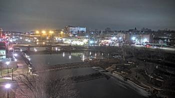 Weather camera view of City of Elgin.