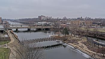 Weather camera view of City of Elgin.