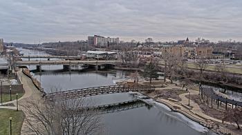 Weather camera view of City of Elgin.