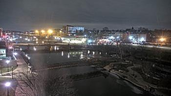 Weather camera view of City of Elgin.