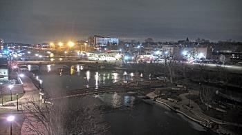 Weather camera view of City of Elgin.