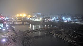 Weather camera view of City of Elgin.