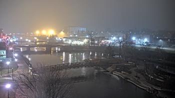 Weather camera view of City of Elgin.