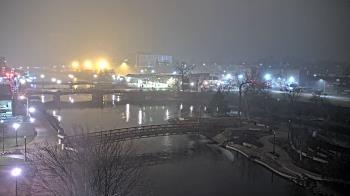 Weather camera view of City of Elgin.