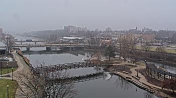 Weather camera view of City of Elgin.