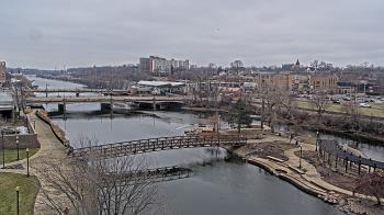 Weather camera view of City of Elgin.