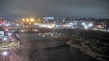 Weather camera view of City of Elgin.