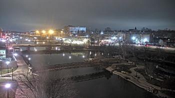 Weather camera view of City of Elgin.