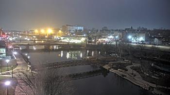 Weather camera view of City of Elgin.