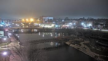 Weather camera view of City of Elgin.