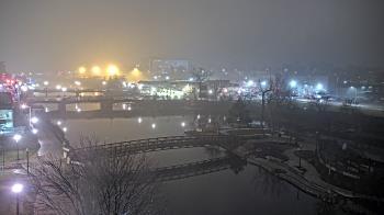Weather camera view of City of Elgin.