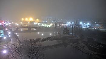 Weather camera view of City of Elgin.