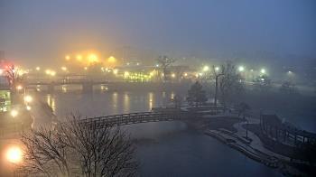 Weather camera view of City of Elgin.