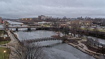 Weather camera view of City of Elgin.