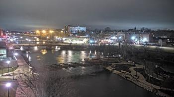 Weather camera view of City of Elgin.