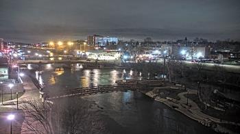 Weather camera view of City of Elgin.