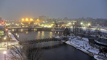 Weather camera view of City of Elgin.