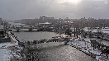 Weather camera view of City of Elgin.