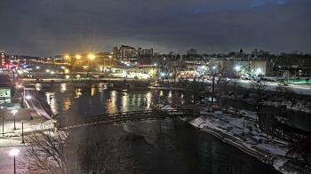 Weather camera view of City of Elgin.