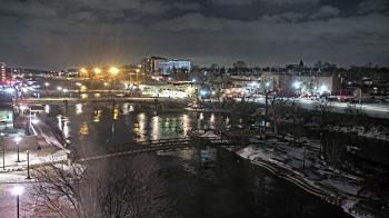 Weather camera view of City of Elgin.