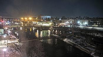 Weather camera view of City of Elgin.