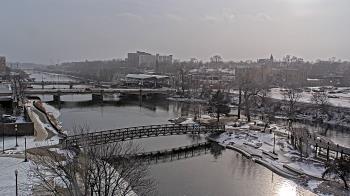 Weather camera view of City of Elgin.