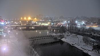 Weather camera view of City of Elgin.