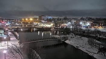 Weather camera view of City of Elgin.