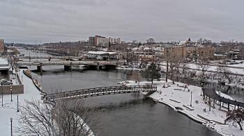 Weather camera view of City of Elgin.