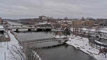 Weather camera view of City of Elgin.