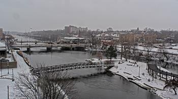 Weather camera view of City of Elgin.