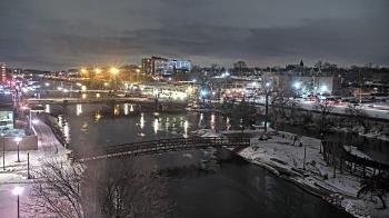 Weather camera view of City of Elgin.