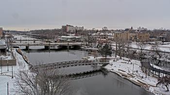 Weather camera view of City of Elgin.