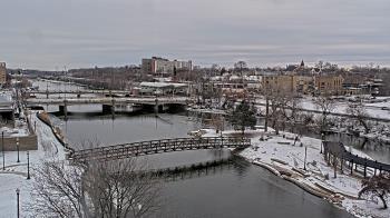 Weather camera view of City of Elgin.