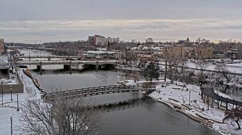 Weather camera view of City of Elgin.