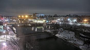 Weather camera view of City of Elgin.