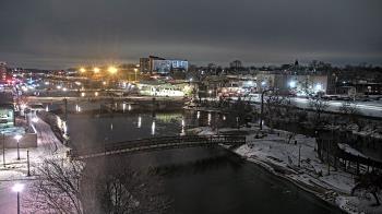 Weather camera view of City of Elgin.